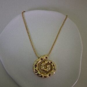 Collar Dorado Espiral Orgánica