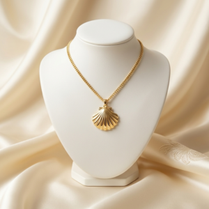 Collar dorado de concha