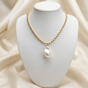 Collar con perla